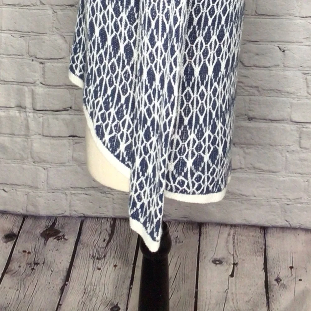 LOFT Blue and Ivory Linen Ikat Pullover Long Sleeve Sweater XSP